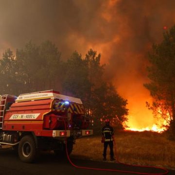 2f46a373-eaa8-4bbb-9ca3-90888a3aa411 Incendies en Gironde : Une Situation Critique