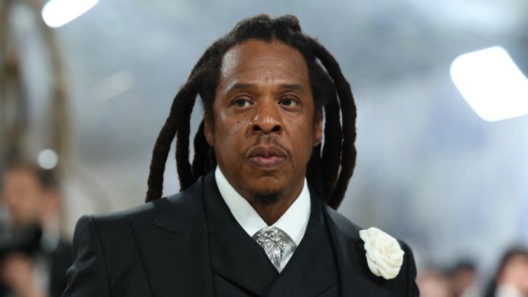 37855372-eefe-4924-9cdb-65880db37931 Jay-Z célèbre 30 ans de carrière avec des stars au Yankee Stadium