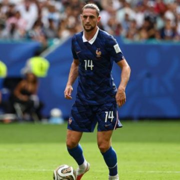 38708bd1-8df7-4bda-ba7f-4e0c77739950 Adrien Rabiot critique certains coéquipiers après la défaite contre l’Angleterre