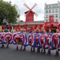 La dernière étape du Tour de France: un défilé avant le sprint final