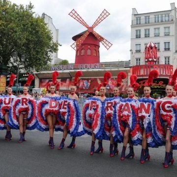 3d480c6a-b929-4695-b6b3-9a5dfa3215c2 La dernière étape du Tour de France: un défilé avant le sprint final