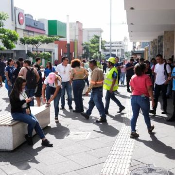 Un séisme de magnitude 7,3 frappe le sud du Mexique