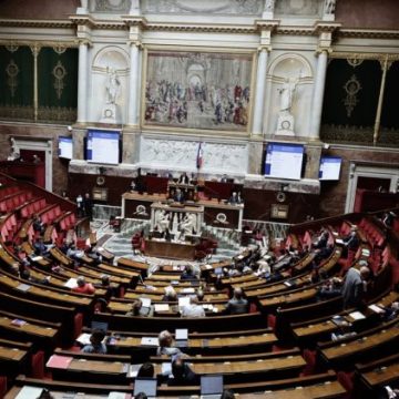 5197f0cf-69a8-4f0b-8cf3-91fe88658227 Adoption de la loi sur la fin de vie par l’Assemblée nationale