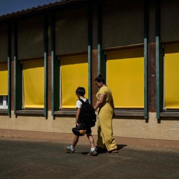 570c391c-2de6-4042-9ef1-e8ad478b9600 Conséquences de la Canicule sur les Établissements Scolaires en France