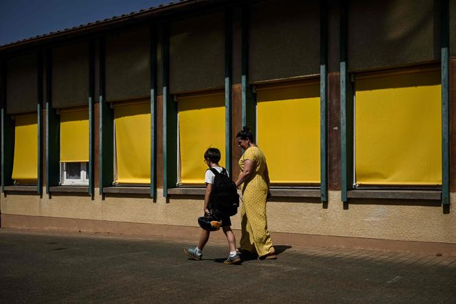 570c391c-2de6-4042-9ef1-e8ad478b9600 Conséquences de la Canicule sur les Établissements Scolaires en France