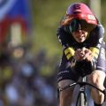 Jonas Vingegaard prend le maillot jaune lors du Tour de France