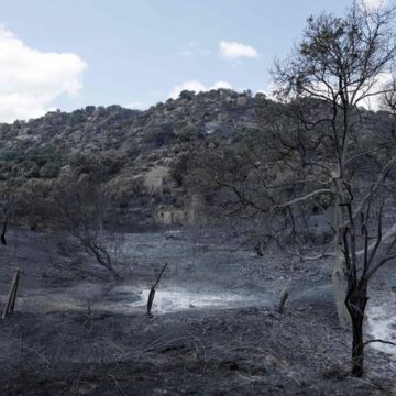 Les incendies menaçants autour de Madrid