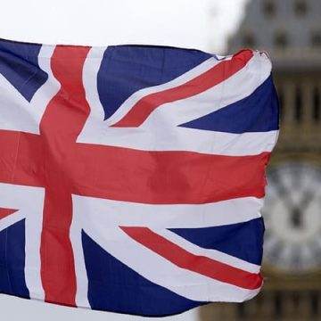 La Croissance Économique du Royaume-Uni Surprend en Mai