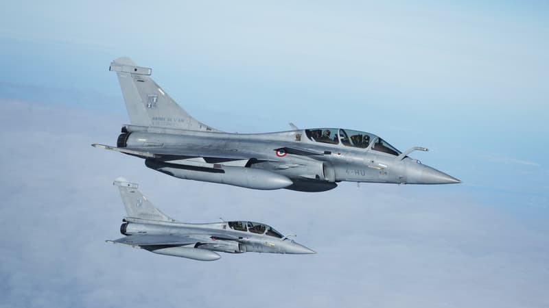 71ce7406-f651-4094-9981-ddb9a9202c85 Survol Symbolique de Paris par Deux Rafale pour les 250 Ans de l’Indépendance Américaine