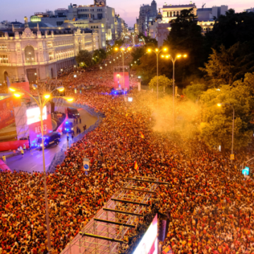 72c7f322-c2c2-4271-8e76-9635a08d7197 Accueil triomphal à Madrid pour les champions du monde espagnols