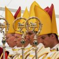 Excommunication des évêques liés à la Fraternité sacerdotale Saint-Pie X