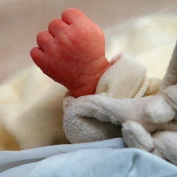 Un accouchement inattendu dans la salle de bains