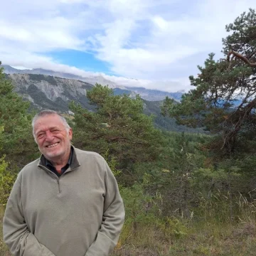 7e14f670-1dca-4199-acac-afe9d868351f Roger Isoard et Les Monges : Une Rencontre avec la Nature