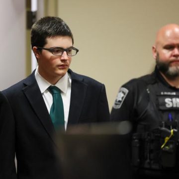 Condamnation à perpétuité pour Colt Gray, adolescent impliqué dans une fusillade mortelle