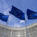 L’Union Européenne Imposera l’Étiquetage des Contenus Créés par l’IA