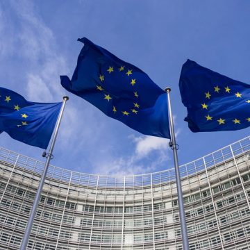 L&rsquo;Union Européenne Imposera l&rsquo;Étiquetage des Contenus Créés par l&rsquo;IA