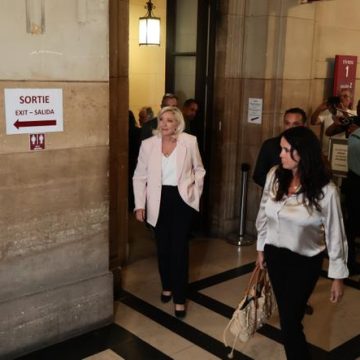 Procès des assistants parlementaires du Front national
