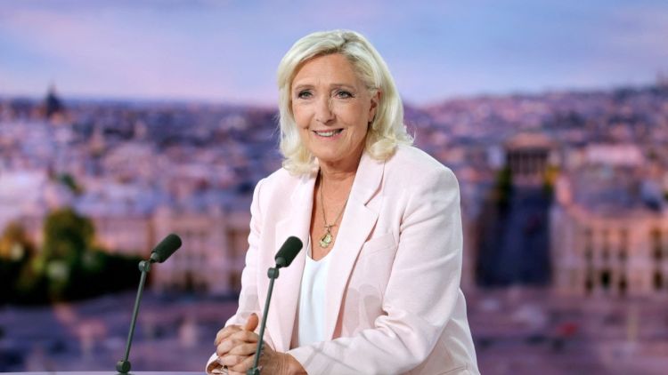 8c73cab5-8fd2-4896-ad24-71e30846f0c2 Marine Le Pen annonce sa candidature à l’élection présidentielle 2027