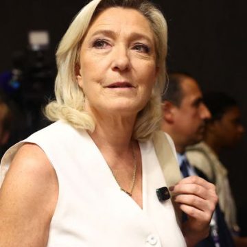 Marine Le Pen face à une interdiction possible de candidature