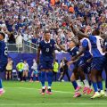 La bataille du huitième de finale : France contre Paraguay
