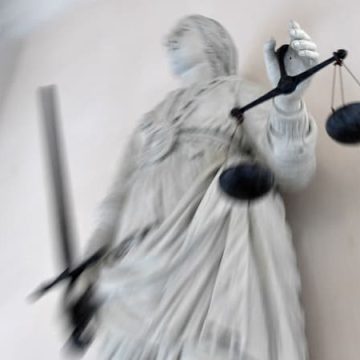 Le maire de Chalonnes-sur-Loire condamné pour détention d’images pédopornographiques