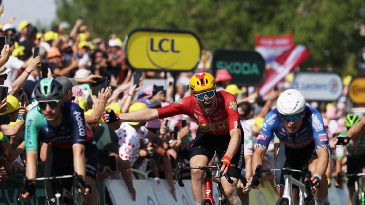 9bdfbbae-d577-4a83-984a-752730e35297 Soren Waerenskjold remporte la 11e étape du Tour de France 2026
