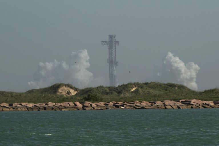 US-SPACE-AEROSPACE-SPACEX-STARSHIP SpaceX annule un vol d’essai de Starship à la dernière minute