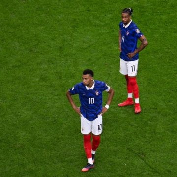a3fadf48-b246-4fc7-8c39-6bf11b738b98 Retour difficile pour les Bleus après la défaite face à l’Espagne