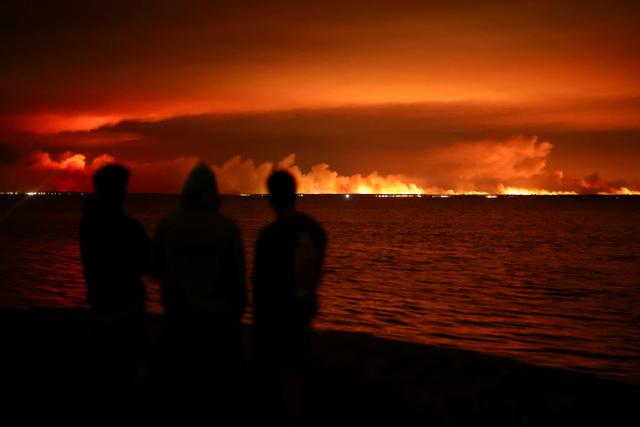 ac6a4d1f-f485-45b2-a49b-e0a0a6fb8f78 Évacuation Massive Face aux Incendies en Gironde