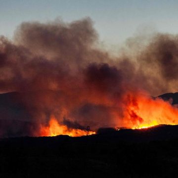 b571e14b-8ea6-46a1-8f9d-96aaf79163ec Incendies en France: Une Situation Critique et Mobilisation Générale