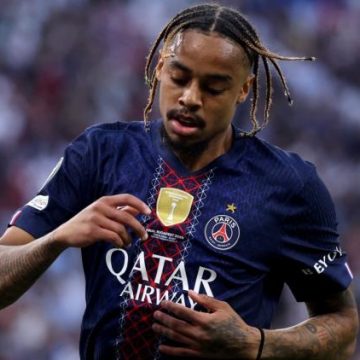 Bradley Barcola envisage un départ du PSG