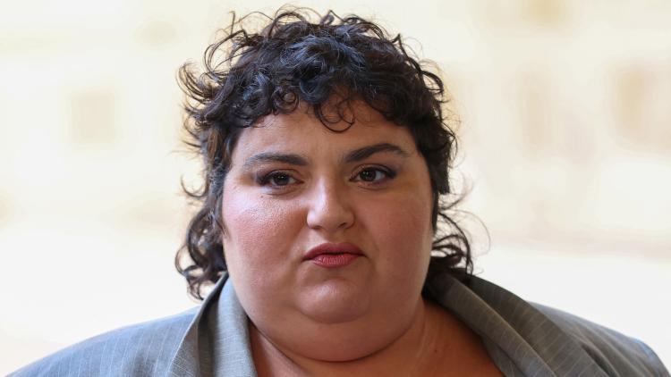 ba6c6ebd-ba9f-4c75-bbf5-44dd653ed136 La Ville de Grenoble dépose une plainte après l’incident lors du concert de Barbara Butch