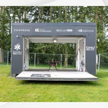 bf8e8627-ff9a-47e9-9e04-3ff8d71d48f5 Des drones livrent des défibrillateurs en Normandie