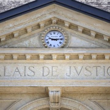 c0942f25-23f7-4f3f-b8c6-6860c97f20c5 Procès d’un père accusé de crimes sexuels sur son fils