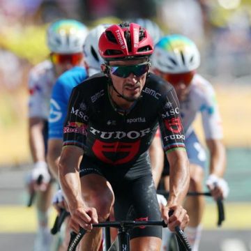 c6b672b3-1f9a-4150-b9a9-1a017e217f77 Julian Alaphilippe : Défis lors du Tour de France 2026