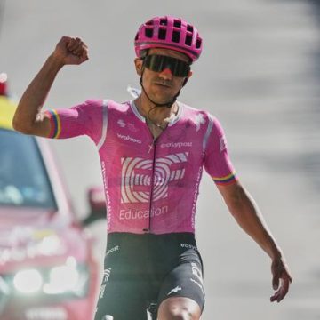 d5e49885-b132-4aad-8188-e2ef81ed653d Richard Carapaz s’impose en solitaire lors de la 18ème étape du Tour de France 2026