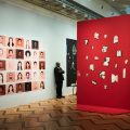 L’art de dénoncer les discriminations à travers l’exposition au Musée national de l’histoire de l’immigration