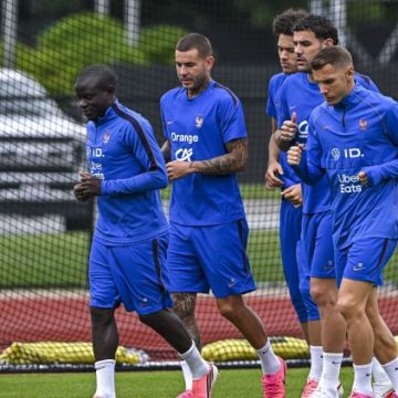 La mise à l’écart de certains joueurs pour la demi-finale contre l’Espagne