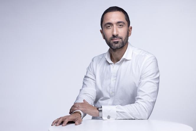 db869a91-a43f-4da0-97df-ce17a6fa1a66 Accusations de violences conjugales : Mise en retrait provisoire de Jimmy Mohamed