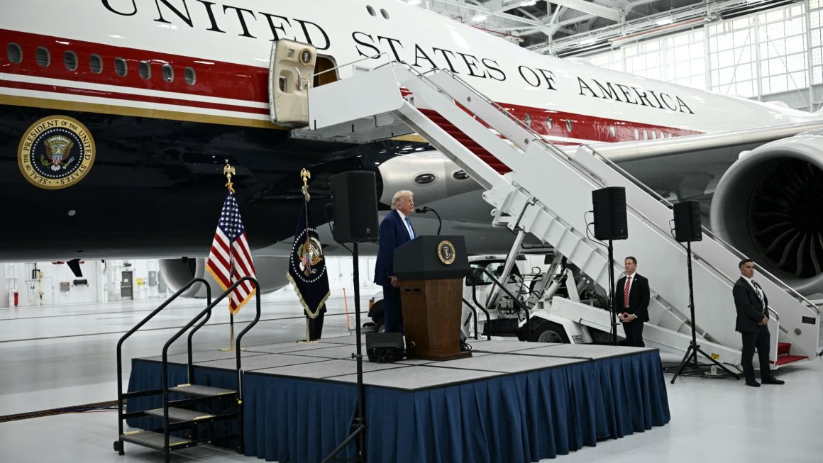 Un aéroport à Ankara pour le nouvel Air Force One de Trump