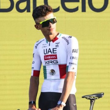 Isaac Del Toro remporte la deuxième étape du Tour de France 2026