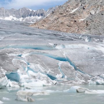 La fonte alarmante des glaciers suisses face aux vagues de chaleur