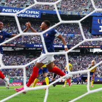 Les Bleus dominent la Suède et se qualifient pour les huitièmes du Mondial 2026
