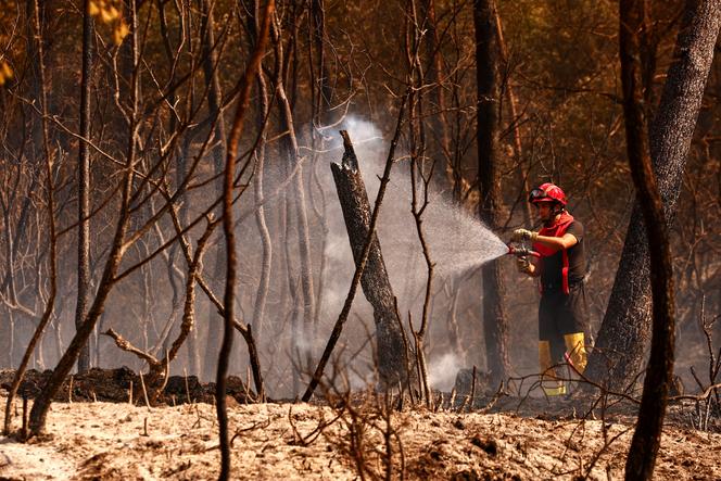 00f5418c-add5-4161-8231-152a4b647d6c Résumé des événements récents : incendies, migrations, tensions internationales et tragédies
