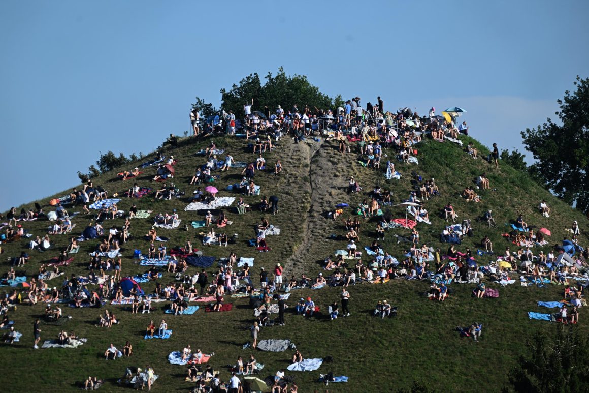 Observation spectaculaire d&rsquo;une éclipse solaire en Europe