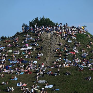 Observation spectaculaire d&rsquo;une éclipse solaire en Europe