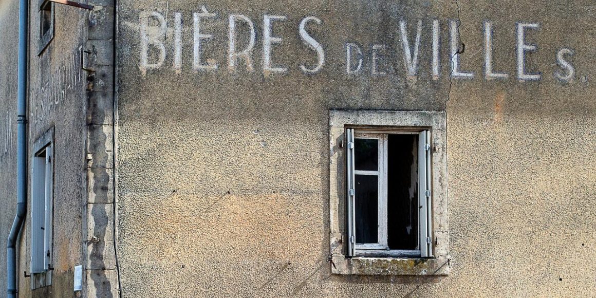 Révolution Démographique en France : Défis pour les Maires