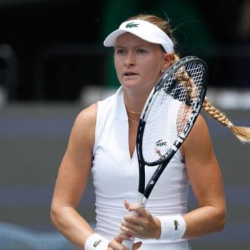 Kristina Liutova Triomphe au Tournoi WTA de Memphis