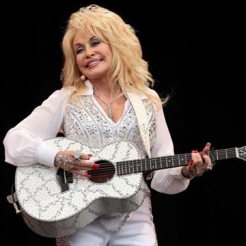 06b35b3e-9d13-4d4c-8b07-4e43ea9ed87b La disparition de Dolly Parton, icône de la musique country