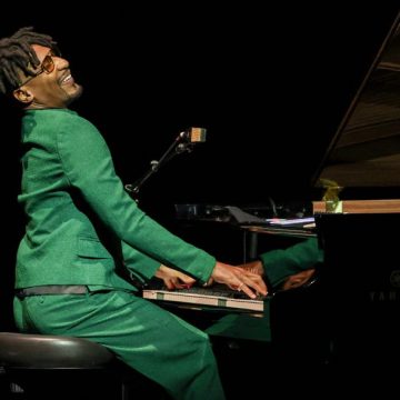 CinemaCon 2026 - Amazon MGM Studios Presentation - Inside Jon Batiste transforme Mozart avec trois nouveaux albums